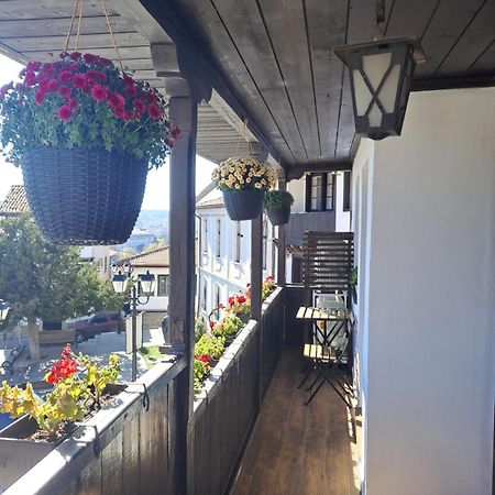 Guest House Lazara เวลีคอเทอร์โนโว ภายนอก รูปภาพ